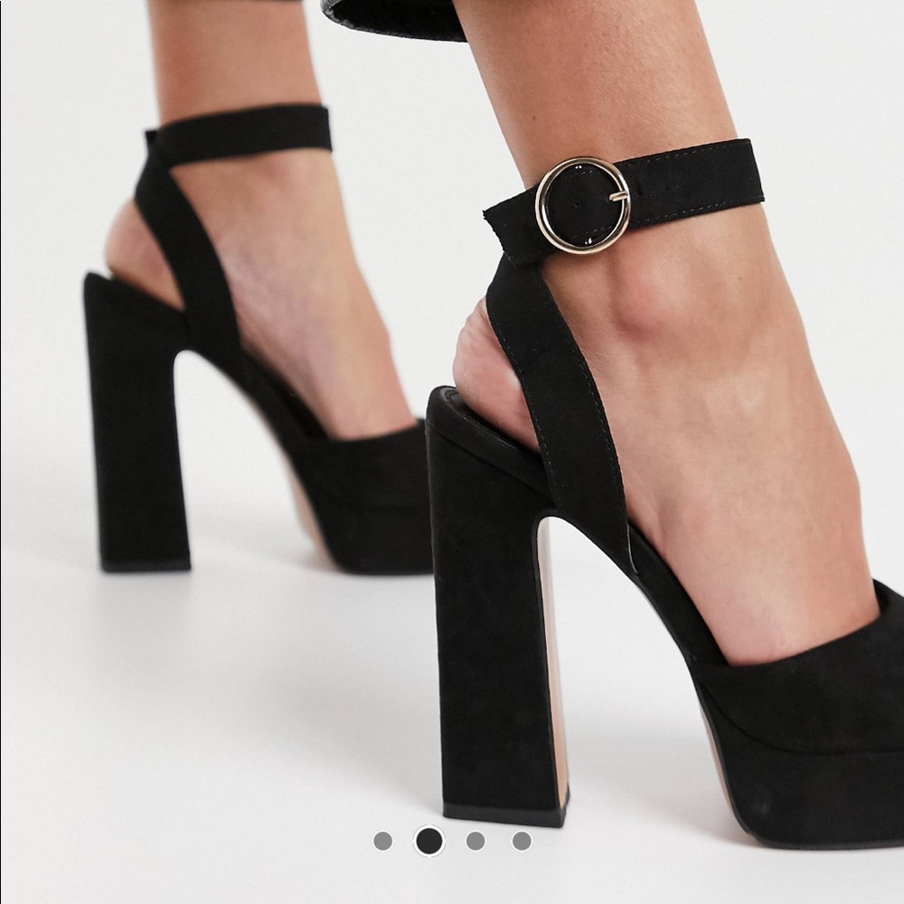 Black platform High heels
